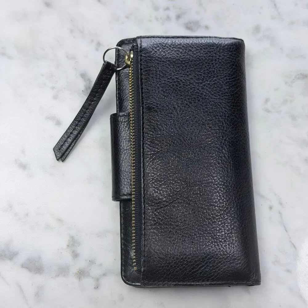 Fossil Black Bi-fold Snap Closure Zipper Pocket Leather Wallet